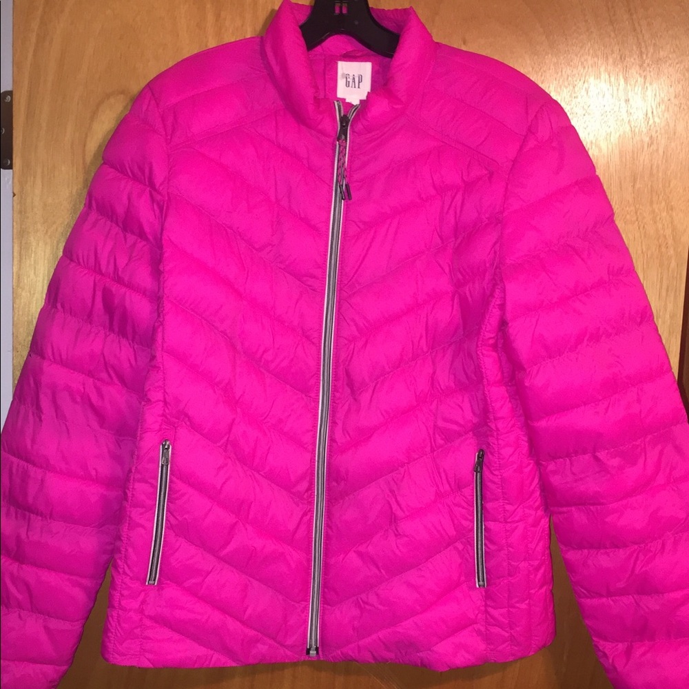 Puffer jacket.