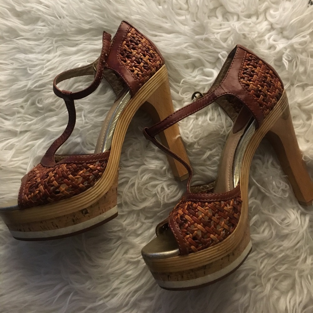 Frye sandals