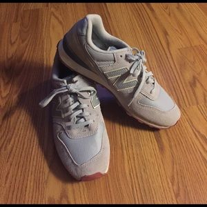 New Balance 696 Sneaker