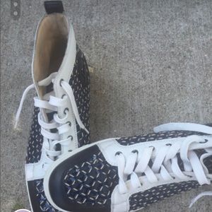 Authentic Christian Louboutin size 42 1/2