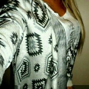 CAMEL ,AZTEZ PRINT SWEATER