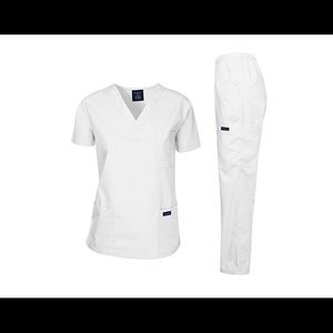 Set of white scrubs xs