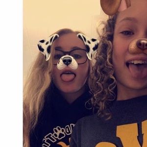 Meet your Posher, Bella