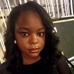 Meet your Posher, Kierra