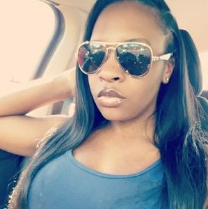 Meet your Posher, Erika