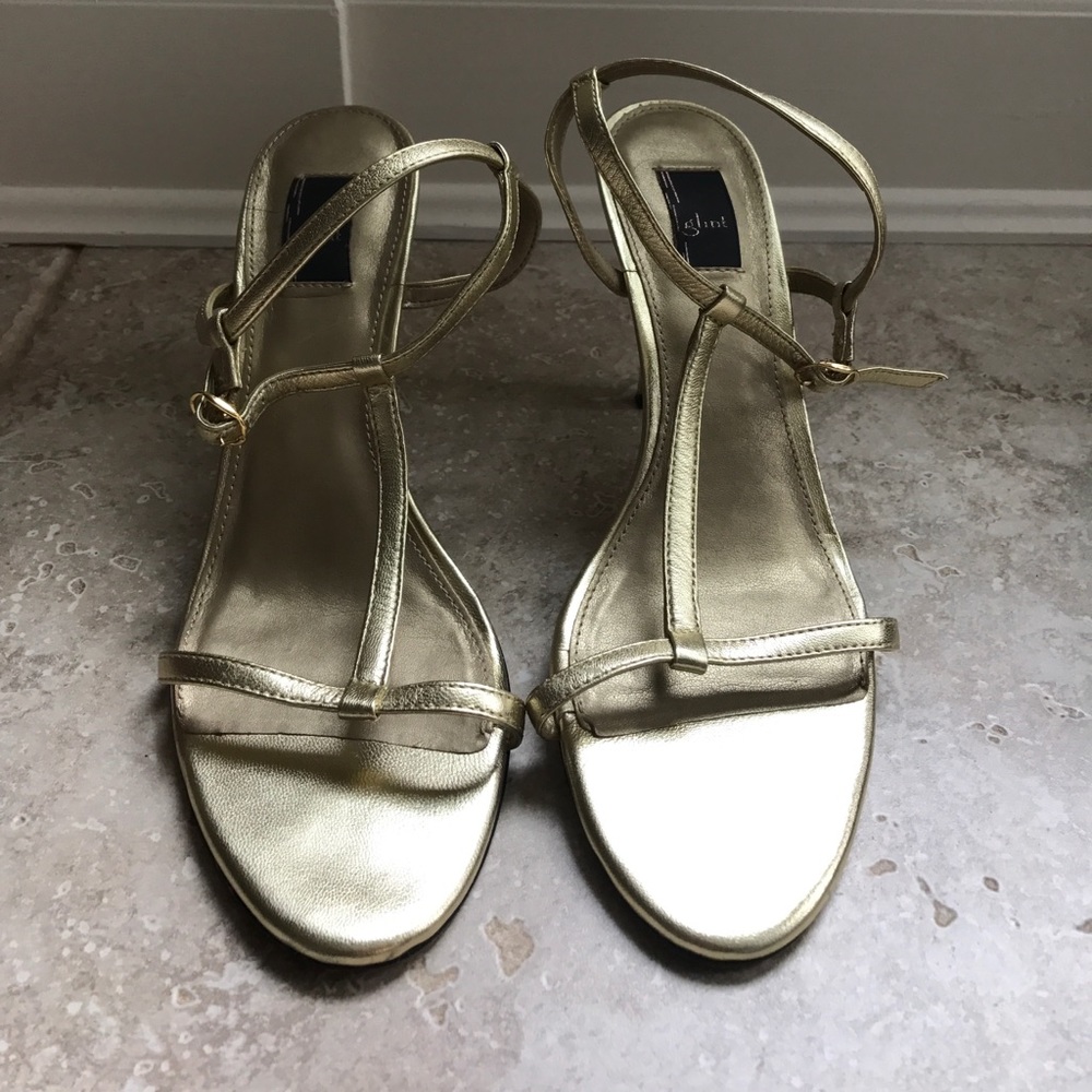 Glint heels