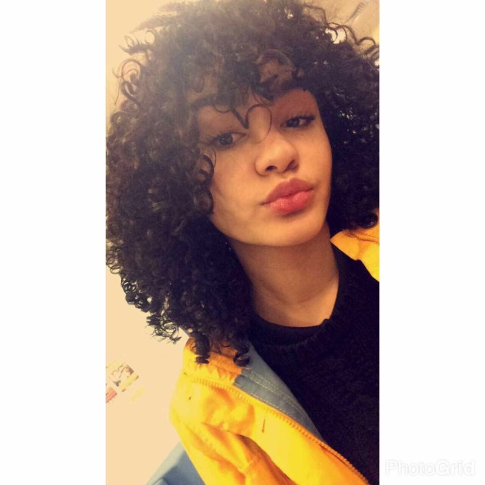 Meet your Posher, Savannah