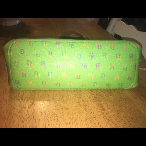 Dooney & Bourke - Picture 2 of 4