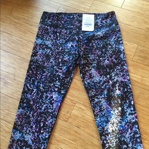 Fabletics Capri workout pants