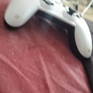 Meet your Posher, Avery