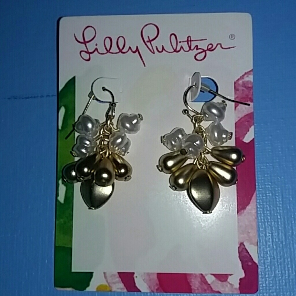 1 pair Lily Pulitzer dangle earrings