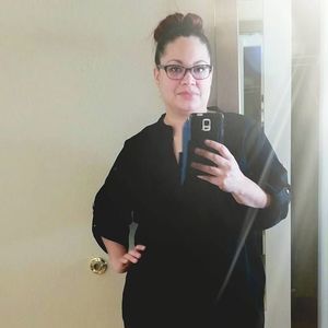 Meet your Posher, Jaucenita