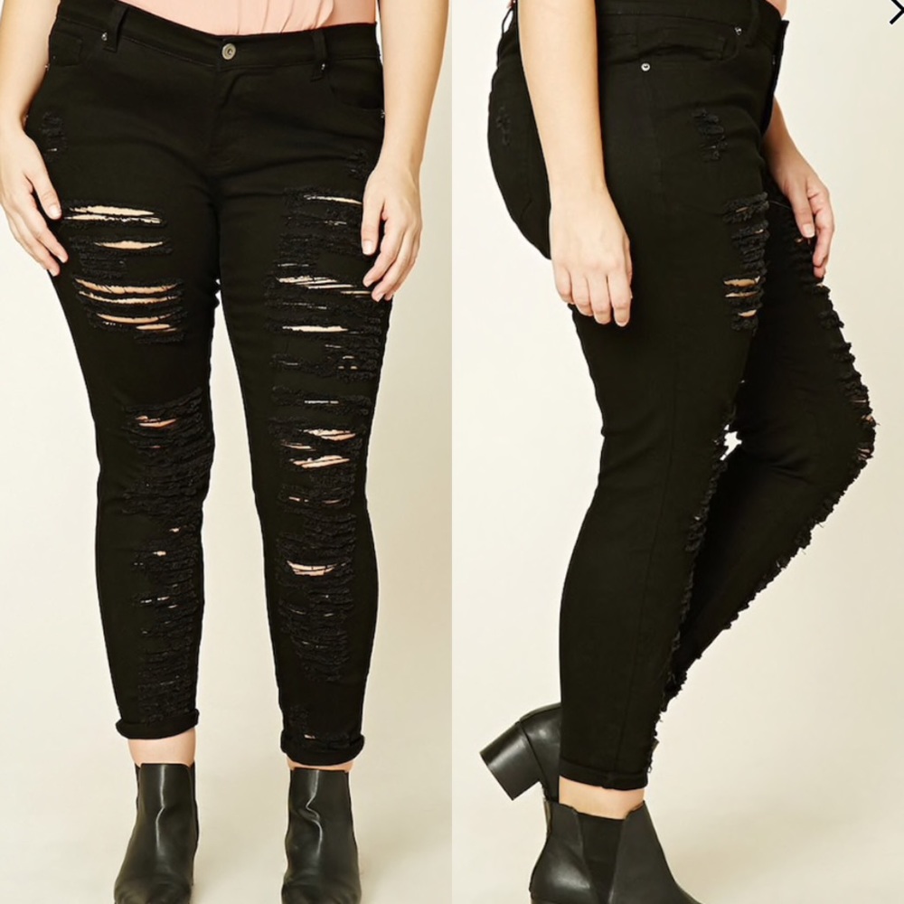 *distressed black denim pants*