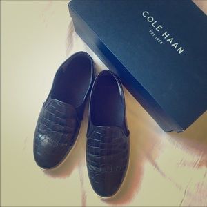 Cole Haan Black Croc!!!!! Worn 3 times