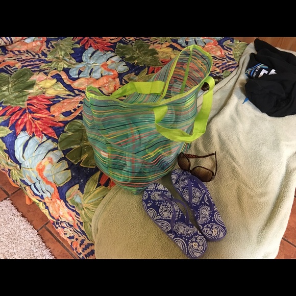 Meet your Posher, Jessica - Picture 1 of 1