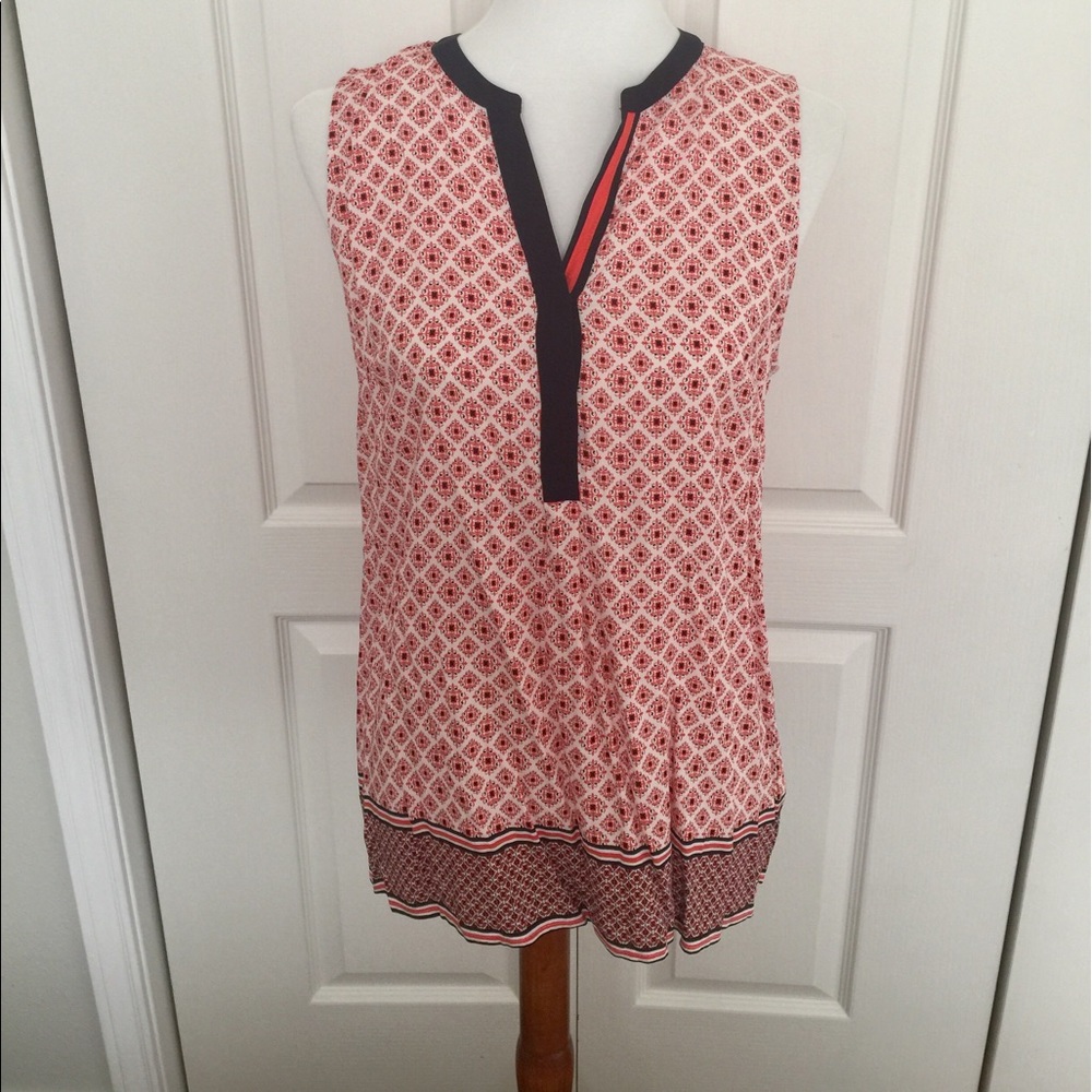 Red, white and blue sleeveless top! 🇺🇸
