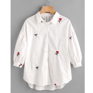 Light summer embroidery floral blouse size S BNWT!