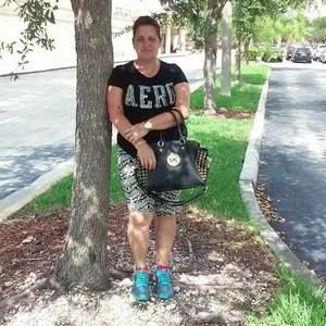 Meet your Posher, Caridad