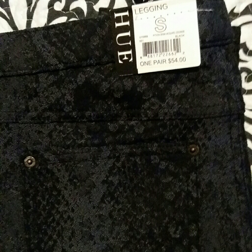HUE Leggings