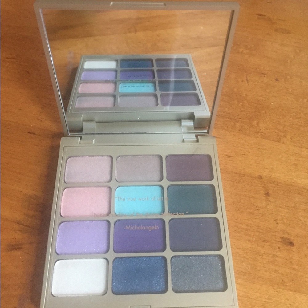 Stila Eyes Are The Window Palette in Body