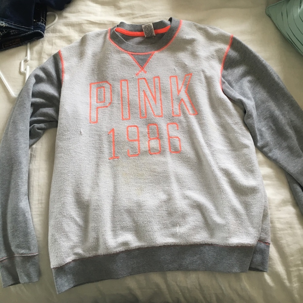 PINK Sweatshirt