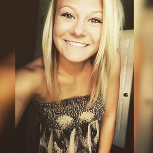 Meet your Posher, Kelly