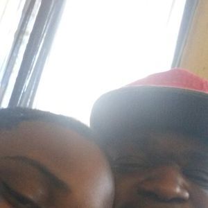 Meet your Posher, Issa