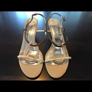 🎾Marc Fisher 3-Tone Wedge Sandals