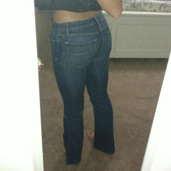 ❌SOLD Gap Sexy Boot jeans in a dark wash - Picture 7 of 8