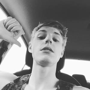 Meet your Posher, Jason