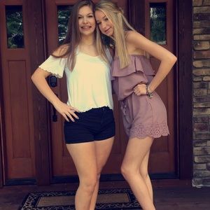 Meet your Posher, Lauren