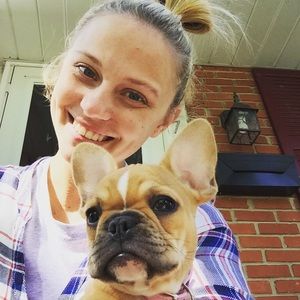 Meet your Posher, Kayla