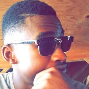 Meet your Posher, Levi