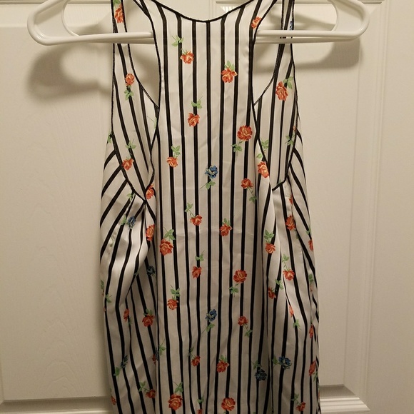 Racerback stripe and floral tank top - Picture 4 of 4