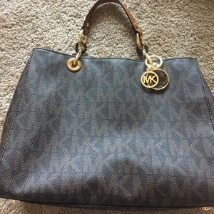 Michael Kors bag