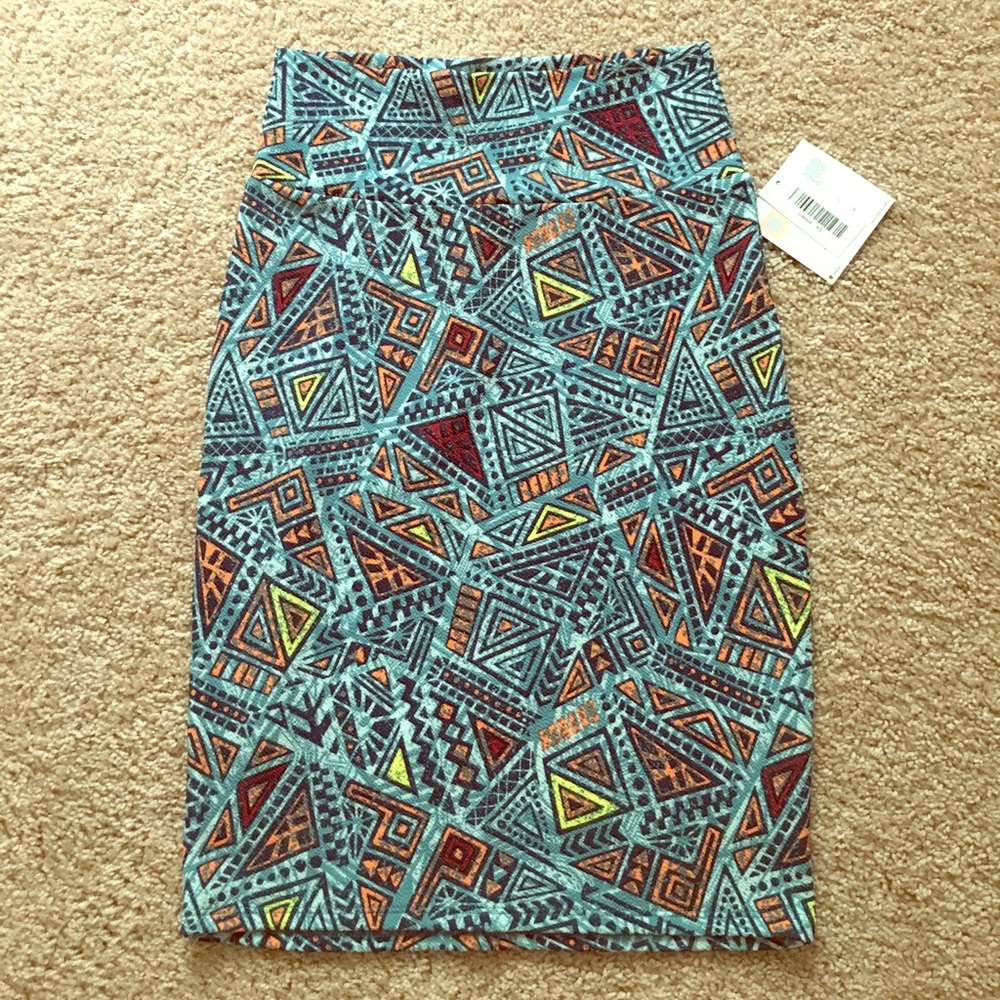 LuLaRoe xs Cassie