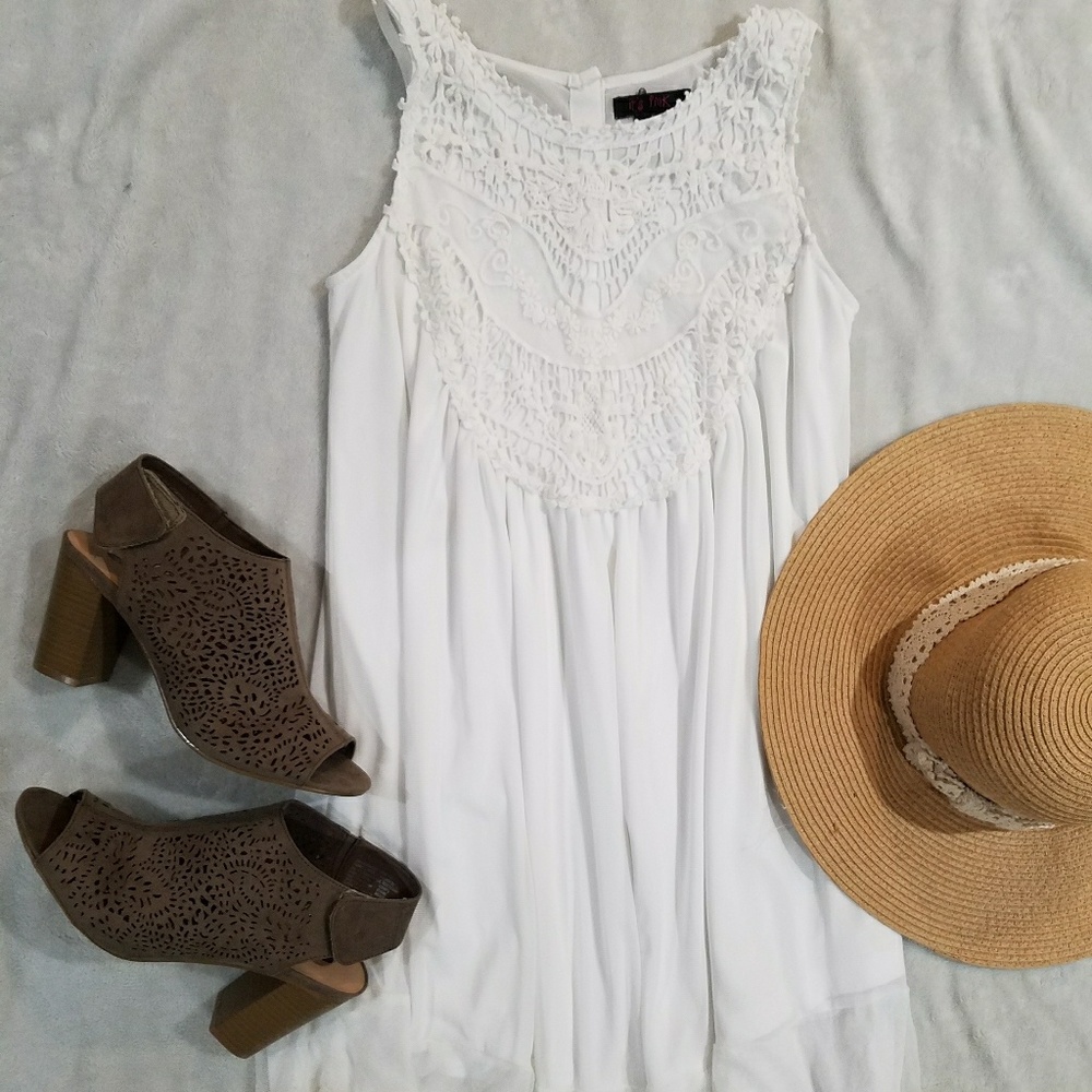 White lace dress