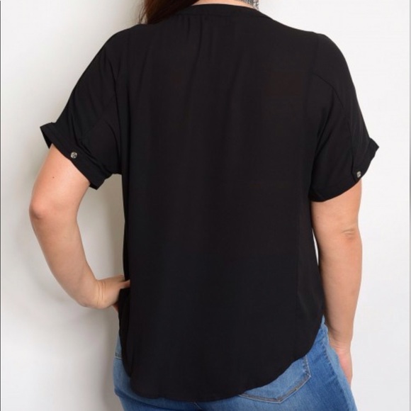 ❤️PLUS❤️SUPER SALE❤️Simple Black Top❤️ - Picture 2 of 2