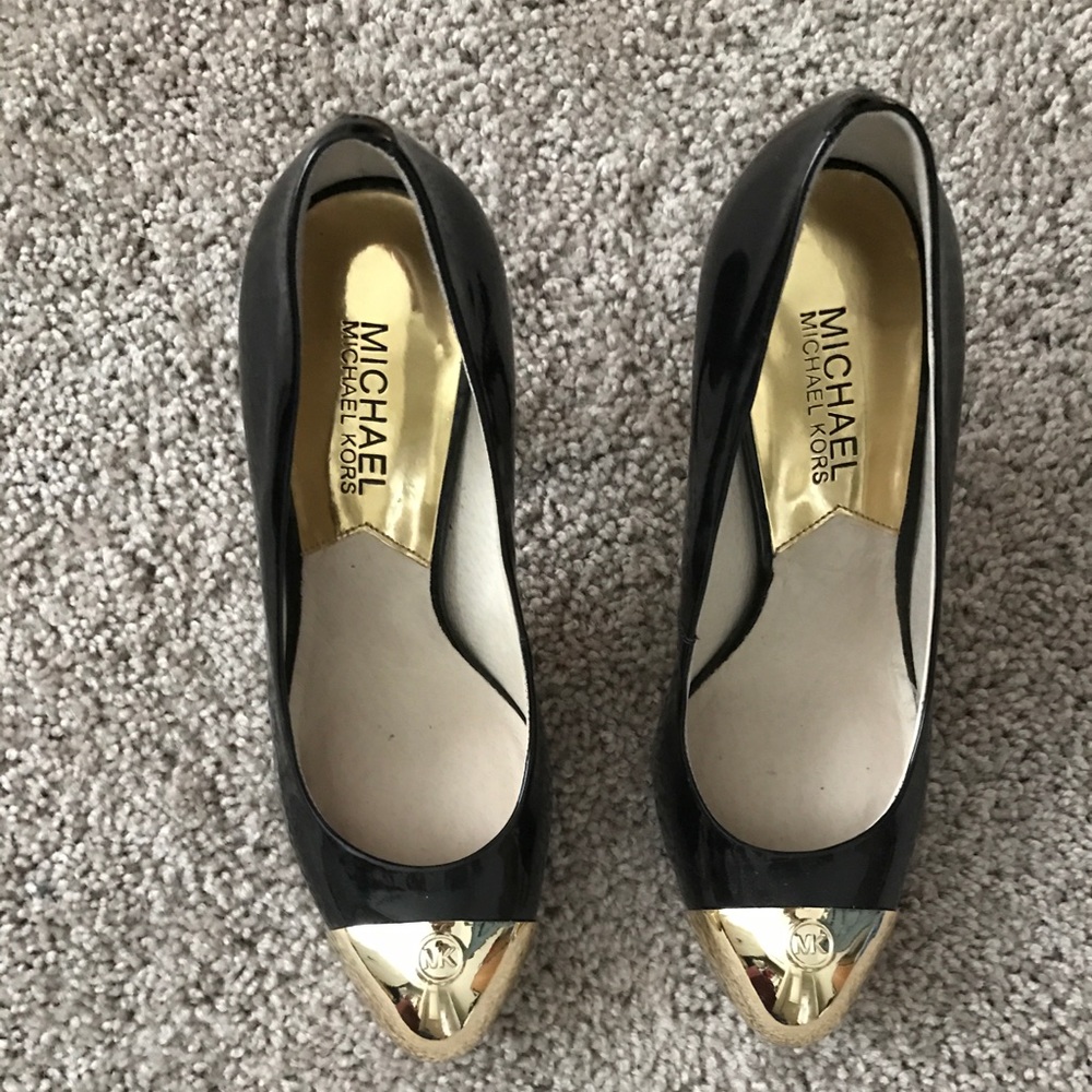 Black and gold Michael Kors heels