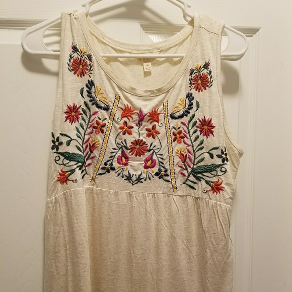 Embroidered tank top - Picture 2 of 5