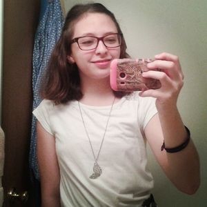 Meet your Posher, Jade