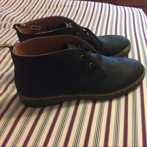 Dr Marten Mens shoes