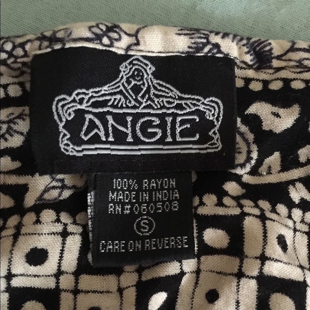 *PRICEDROP* Geo Print Angie Romper - Size Small - Picture 4 of 6
