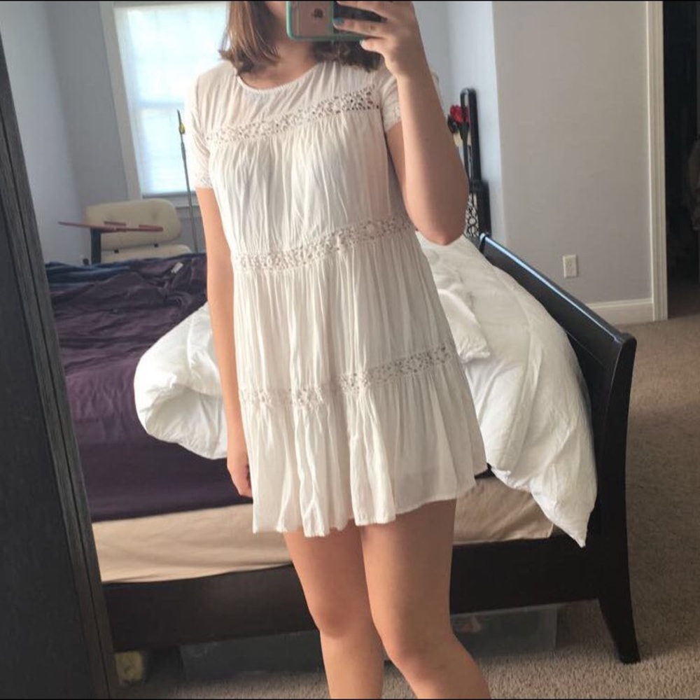 Alice + UO White babydoll dress