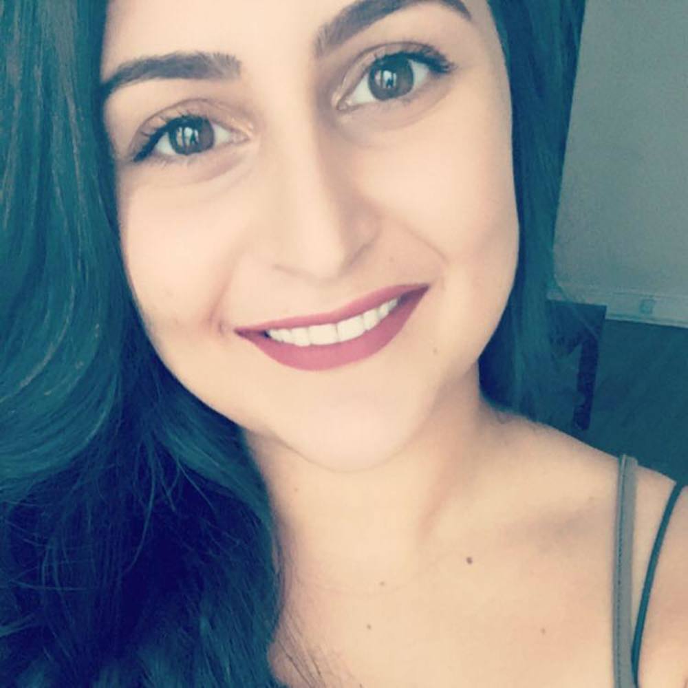 Meet your Posher, Abby