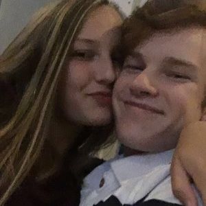 Meet your Posher, Avery