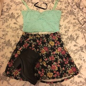 mint green lace cropped sweetheart cami