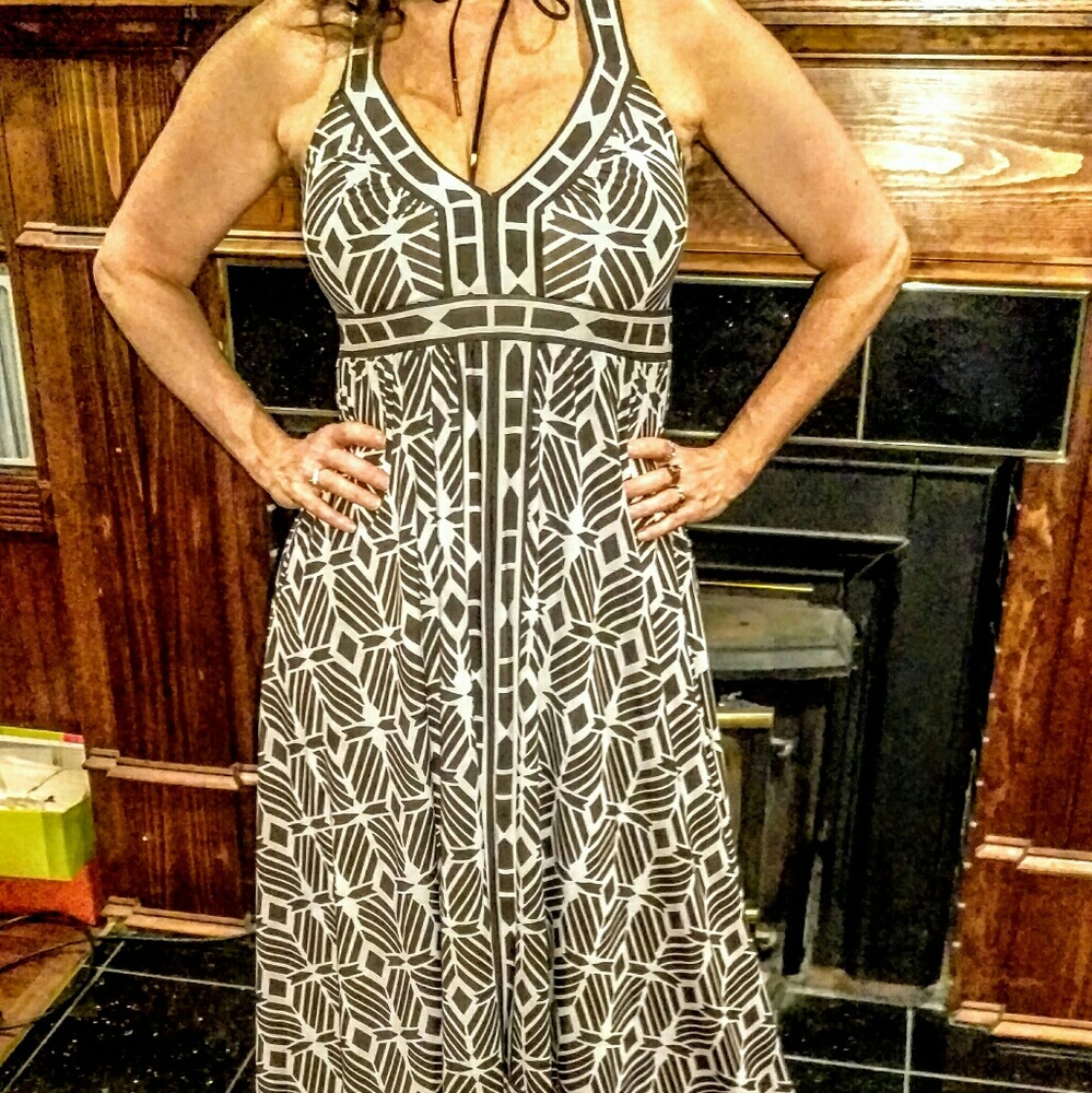 NWT flattering INC dress