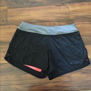 Black workout shorts w hot pink built-in spandex