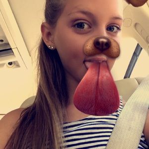 Meet your Posher, Mikayla